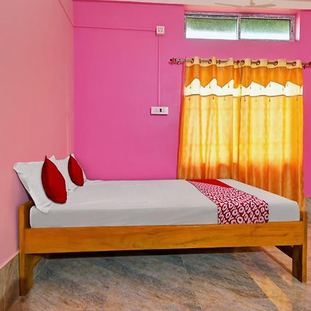 Oyo Flagship The Brahmaputra Homestay Guwahati Luaran gambar